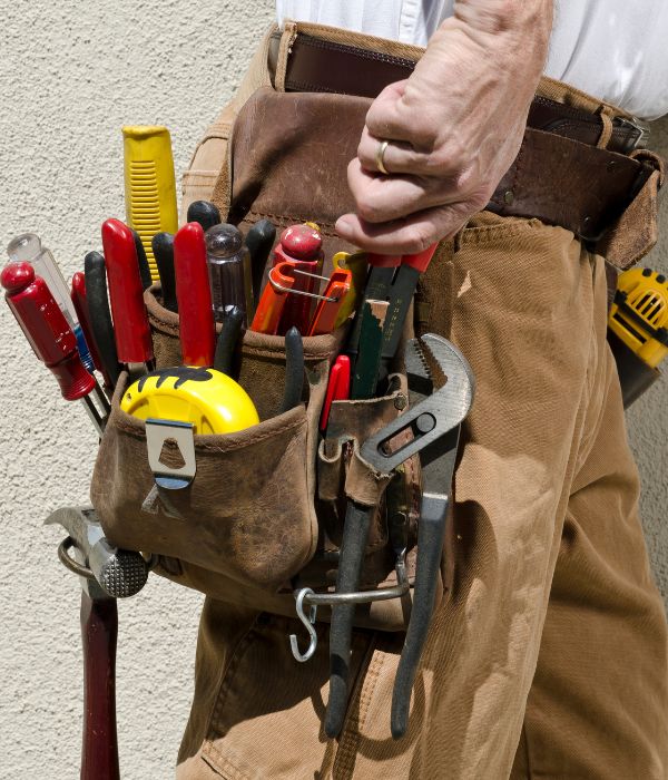 Contáctanos: Reformas y Reparaciones